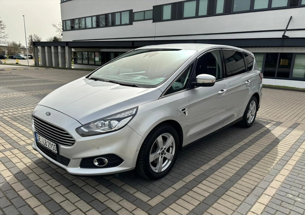 Ford S-Max cena 49900 przebieg: 235000, rok produkcji 2015 z Szczecin małe 781